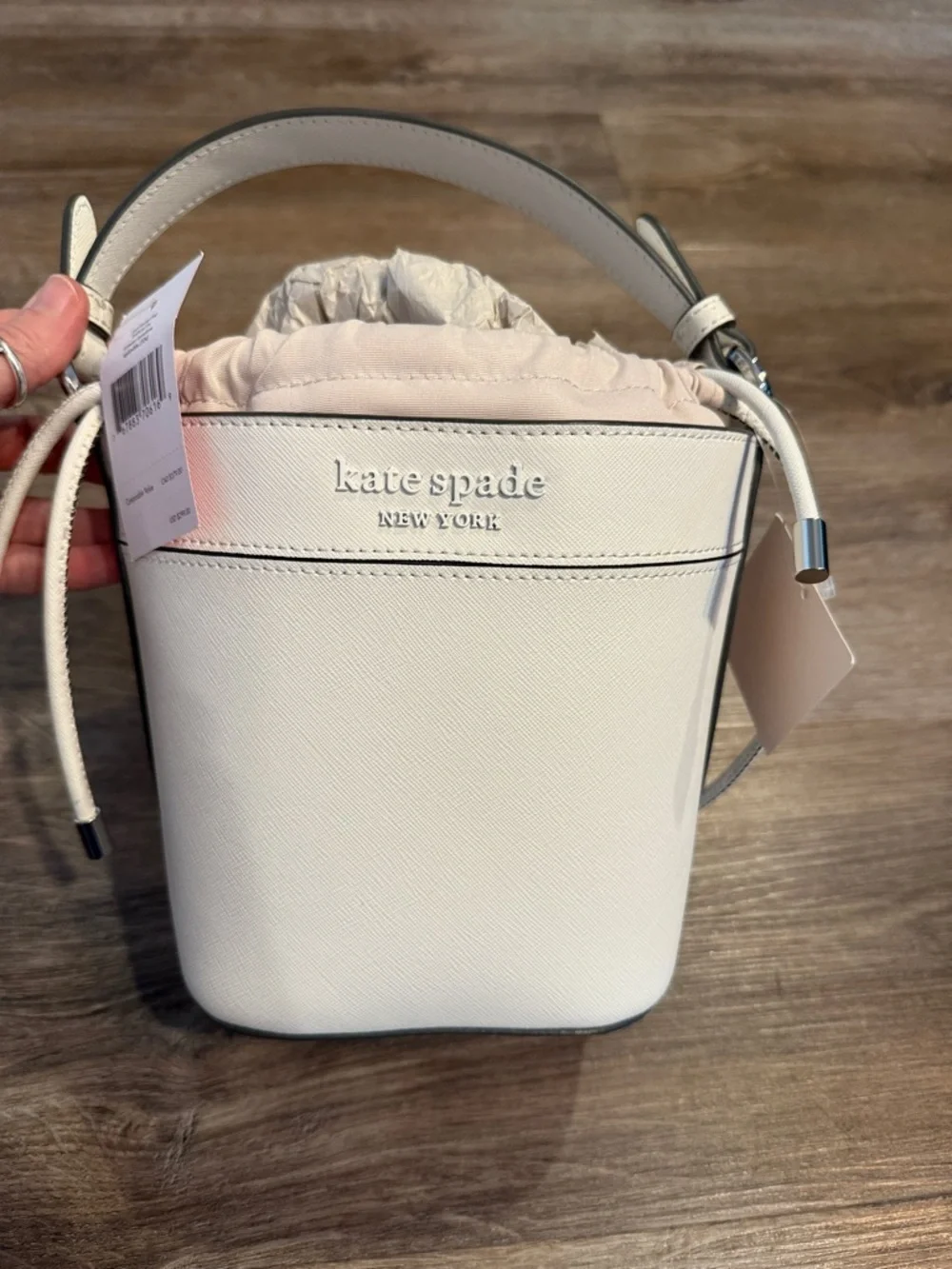 NWT Kate Spade Cameron Small Bucket Bag White 6734